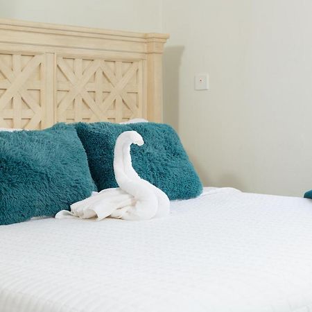 La Vue De Basseterre Apartments - Luxury In Bird Rock Exterior foto