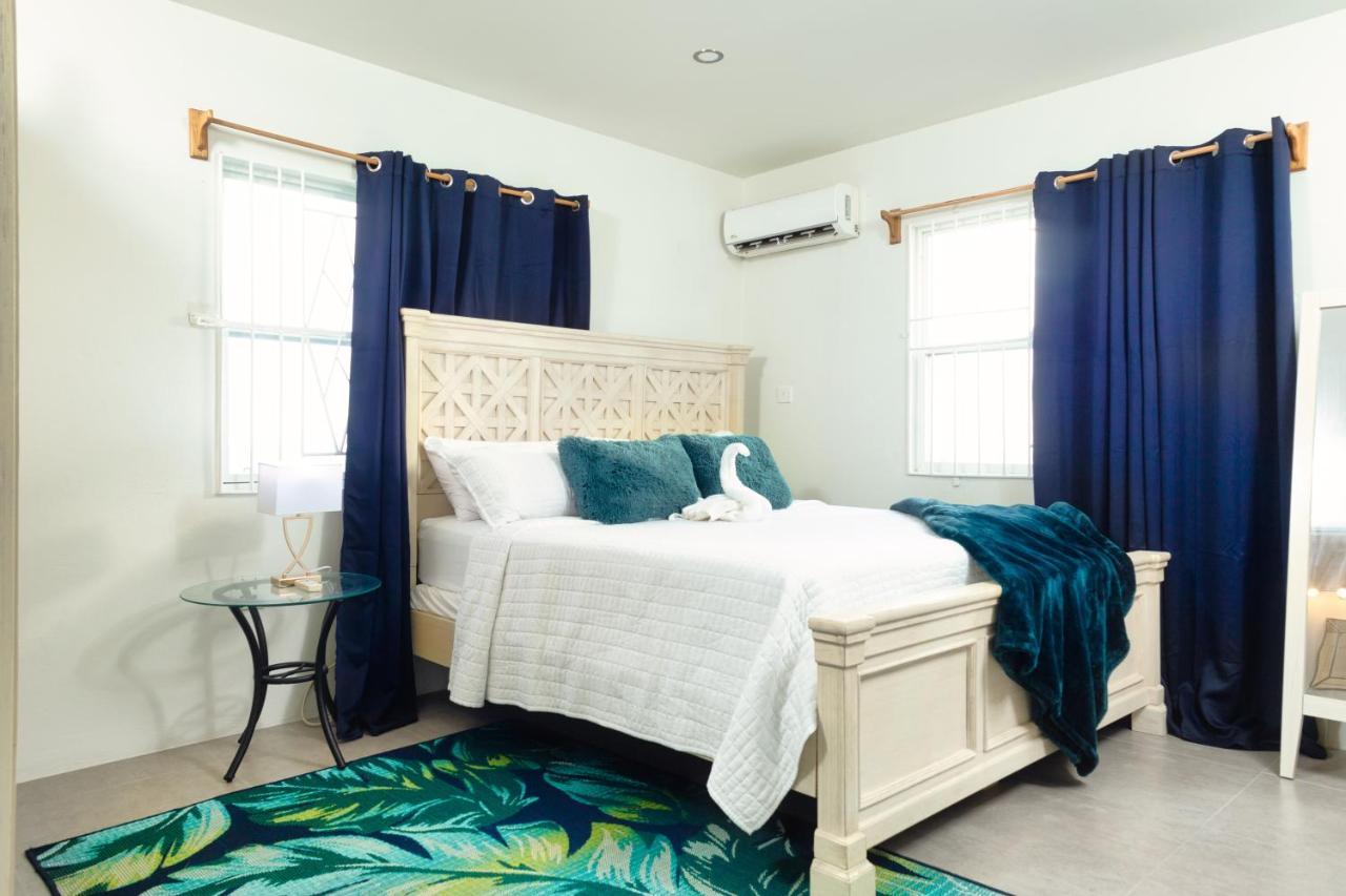 La Vue De Basseterre Apartments - Luxury In Bird Rock Exterior foto